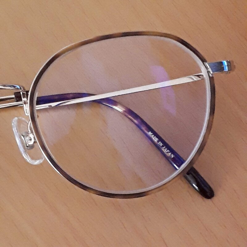 遠近両用メガネ_左レンズ