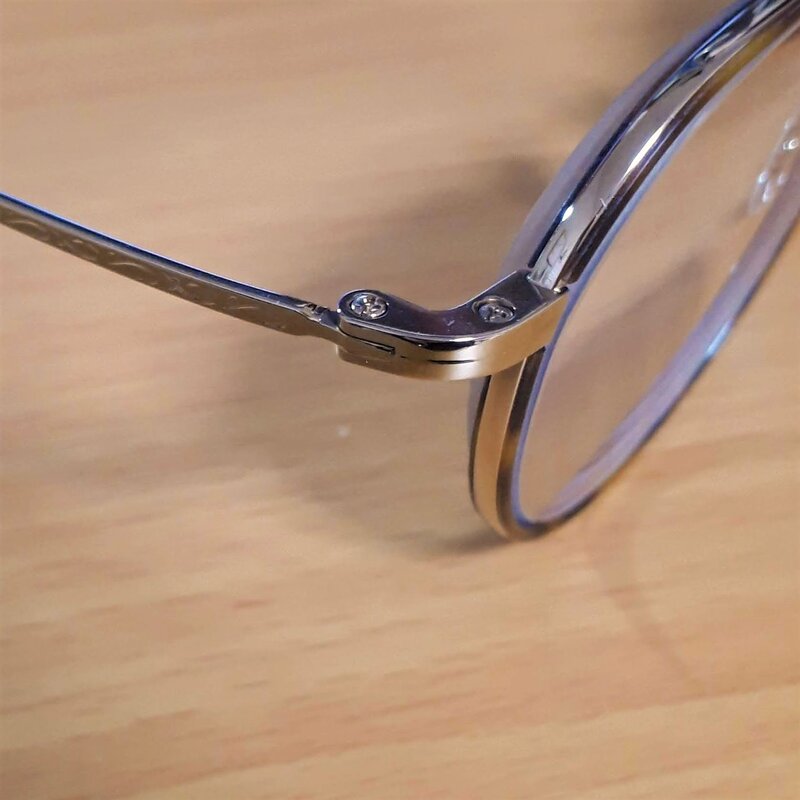 遠近両用メガネ_ヒンジ表