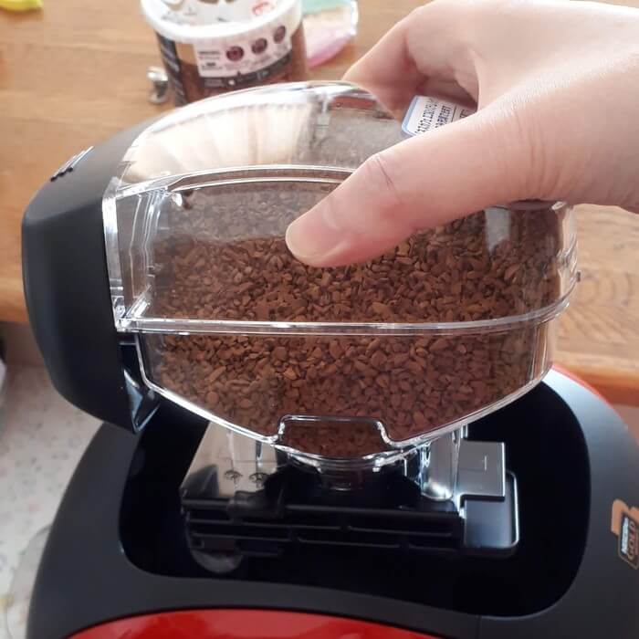 コーヒータンクをセット