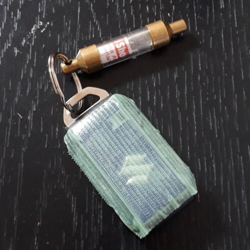 スマートキー＿養生テープピカピカ面