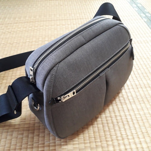 PORTER_GIRL_URBAN_左斜め前から