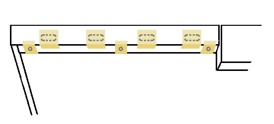 雨戸の上のレールの穴を塞ぐ