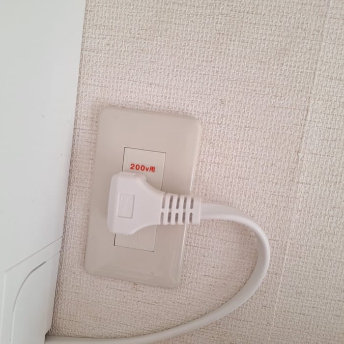 エアコン用電源＿200V用コンセント