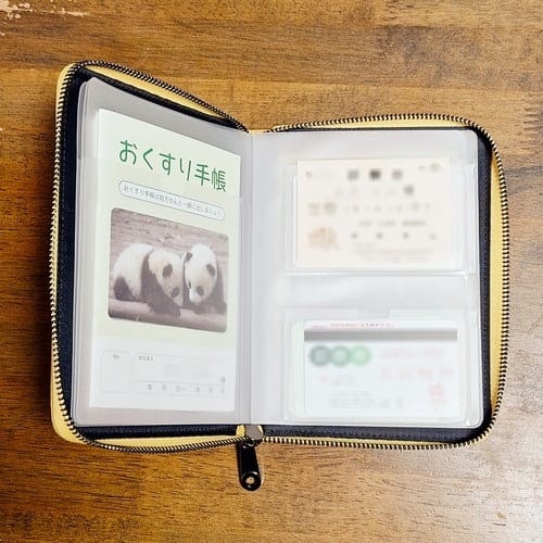 お薬手帳ケース＿見開き